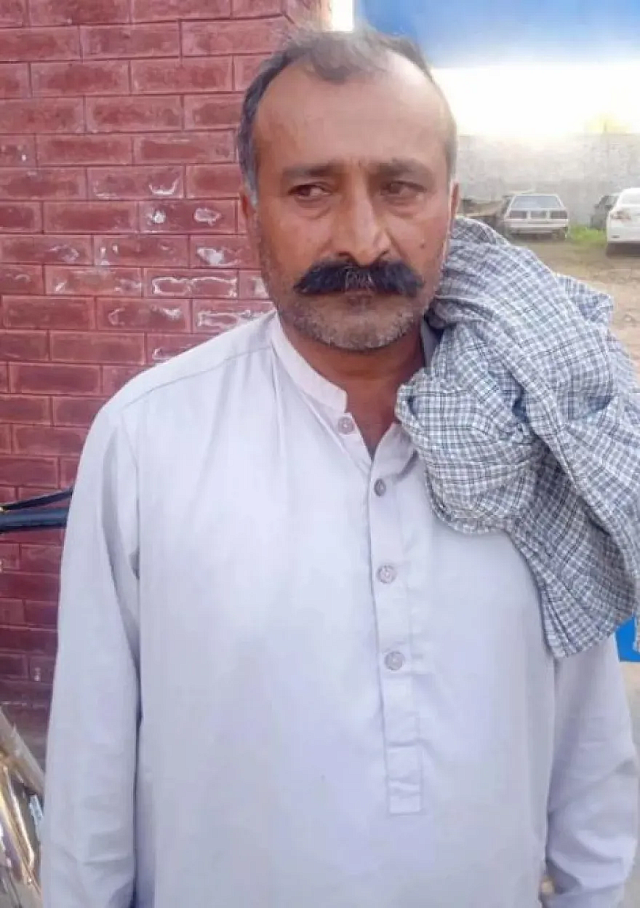 O πατέρας της 18χρονης