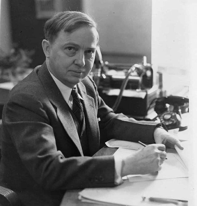 Ο Χάρλοου Σάπλεϋ