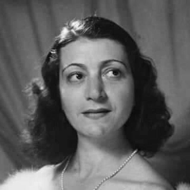 Η Ελένη Παπαδάκη