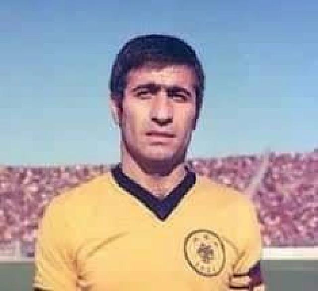 Ο Μίμης Παπαϊωάννου