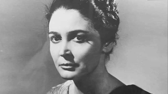 Η Άννα Συνοδινού