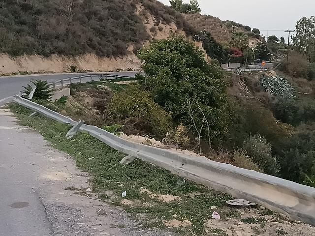 τροχαιο - Σπήλια