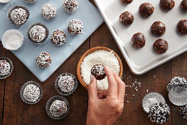 τρουφακια δαμασκηνο