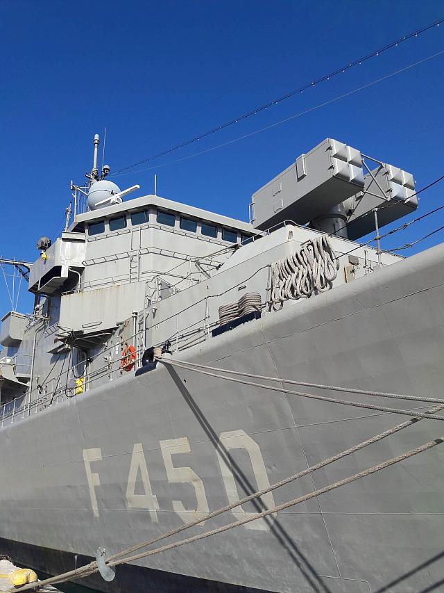 Φρεγάτα Έλλη