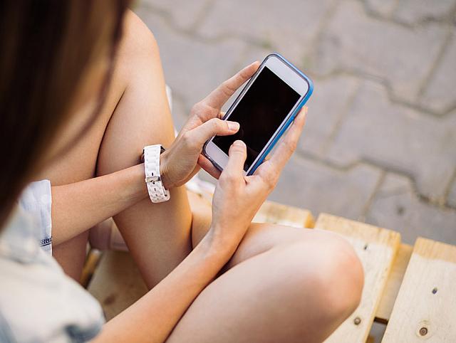 παιδί κινητό 