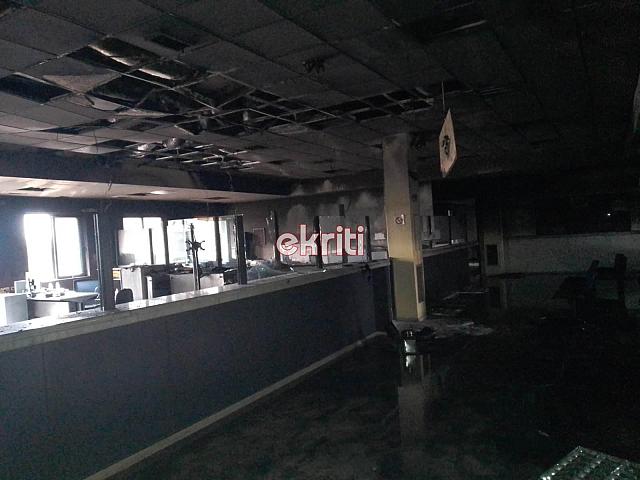 Φωτιά στην εφορία