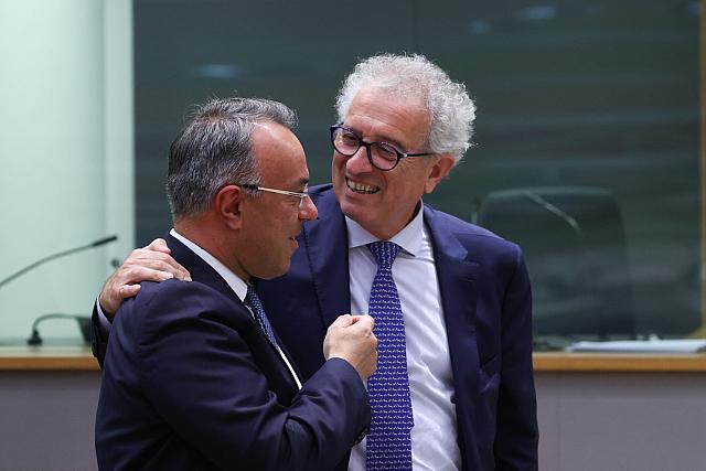 ΣΤΑΙΚΟΥΡΑΣ ΓΡΑΜΕΓΚΑ