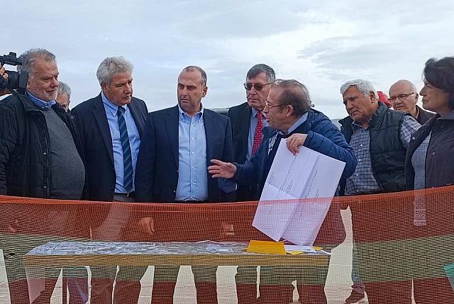 Κρήτη - Καραγιάννης: Σύσκεψη με τα στελέχη του ΟΑΚ για τα έργα στο νησί