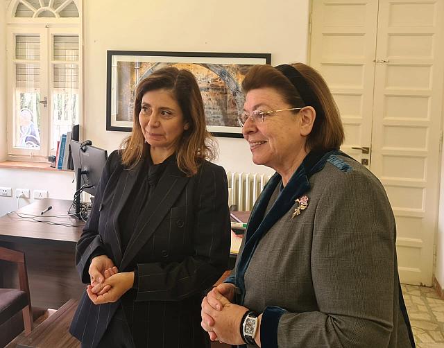 ΠΡΙΓΚΙΠΙΣΑ ΝΤΑΝΑ - ΜΕΝΔΩΝΗ