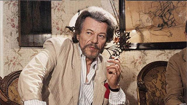 Ο Πέτρος Φυσσούν