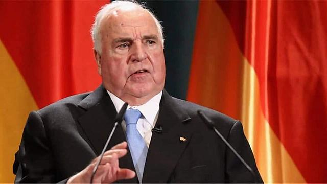 Ο Χέλμουτ Κολ