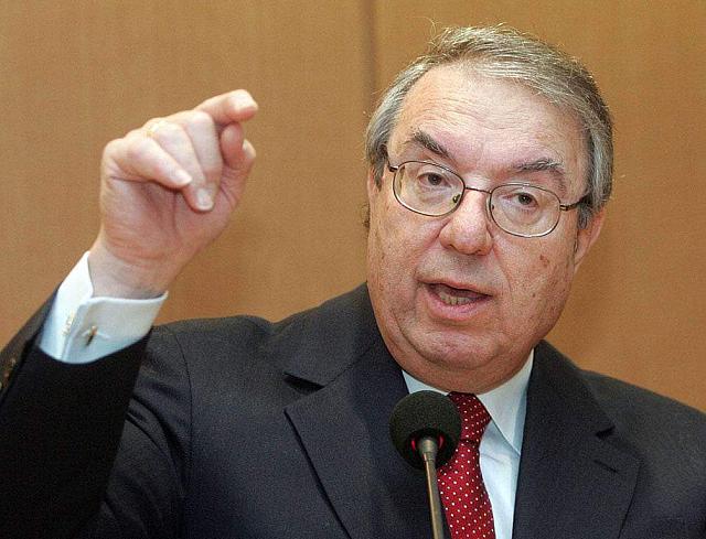 Ο Γιώργος Μπαμπινιώτης