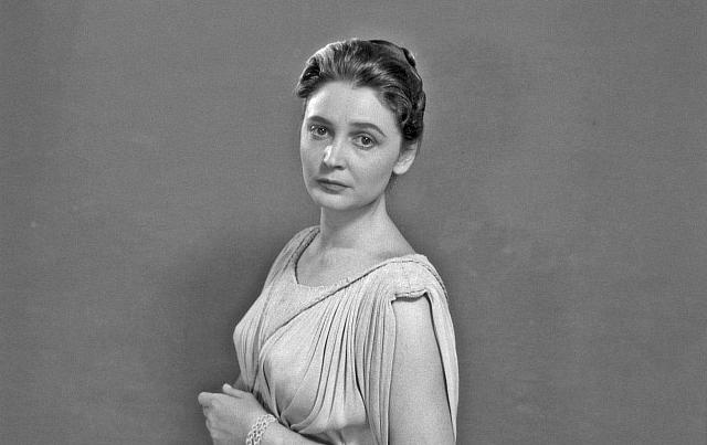 Η Άννα Συνοδινού