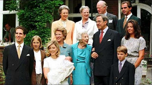 τέως βασιλιάς Κωνσταντίνος