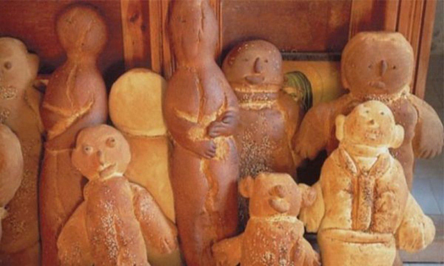 ζυμαρένια ανθρωπάκια του Αγίου Αντωνίου