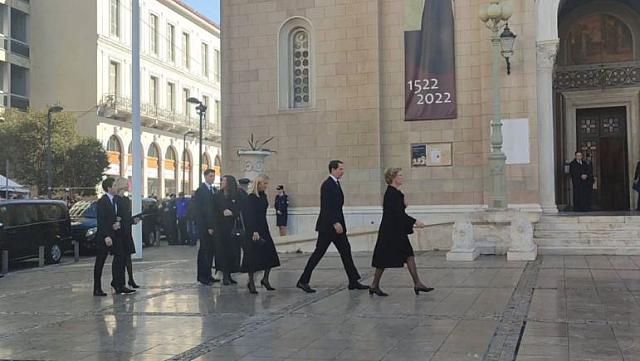 μνημοσυνο κωνσταντινου