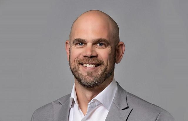 λάμπρος καμπουράκης