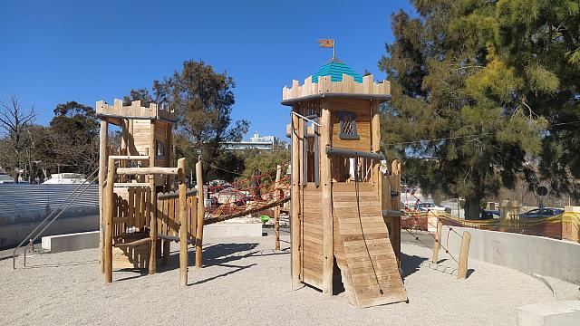 παιδική χαρα στη Βίγλα