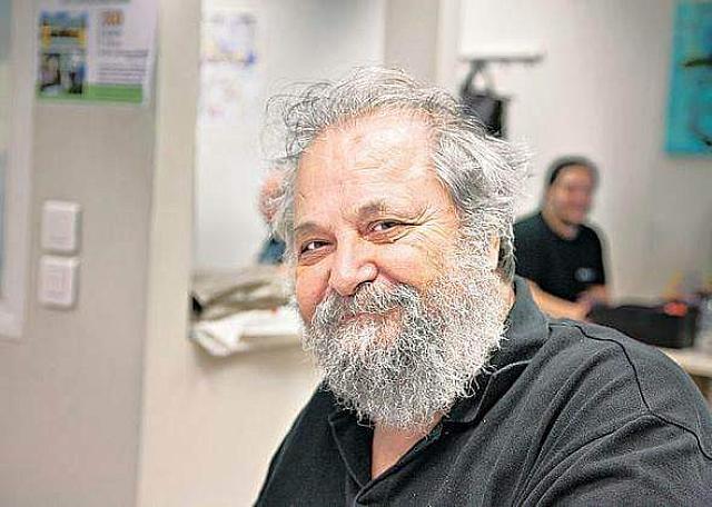 Ο Γιάννης Καλαϊτζής