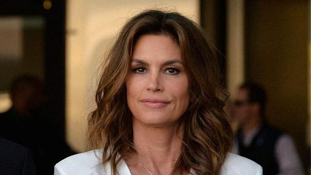 Η Σίντι Κρόφορντ