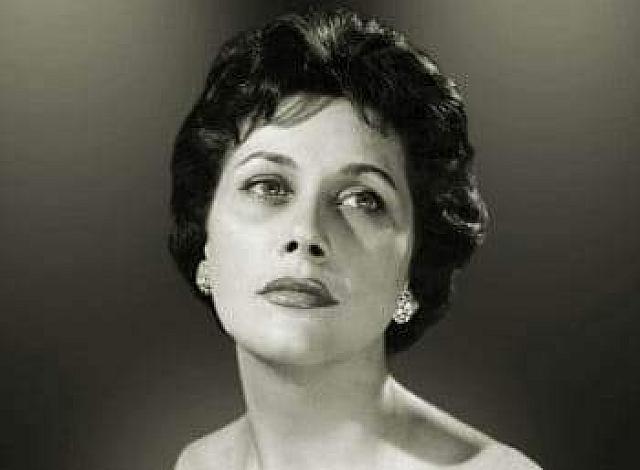 Η Κυβέλη Θεοχάρη