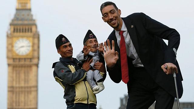 ΨΗΛΟΣ ΚΑΙ ΚΟΝΤΟΣ