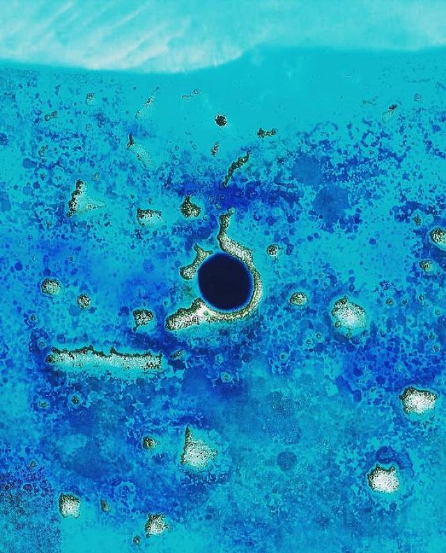 ΜΑΥΡΗ ΤΡΥΠΑ ΜΠΕΛΙΖ