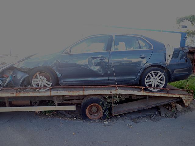 εγκαταλελειμμένα αυτοκίνητα