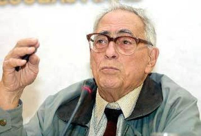 Ο Ρένος Αποστολίδης