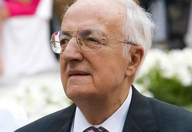 Ο Χρήστος Σαρτζετάκης