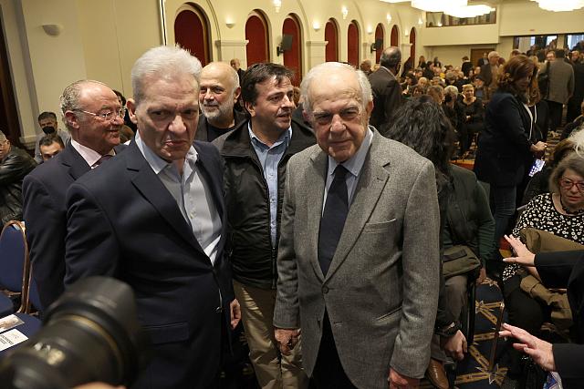 Αλέξης Καλοκαιρινός