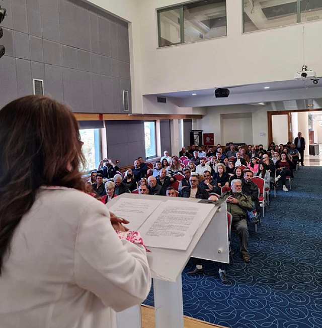 χρυσούλα γιαννιδάκη