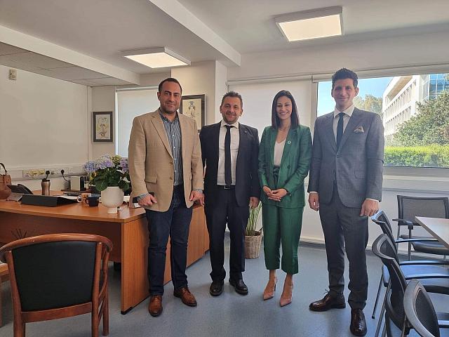 Πυροσβέστες