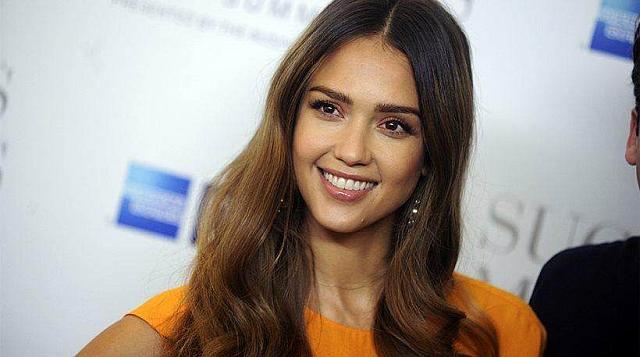 Η Τζέσικα Άλμπα