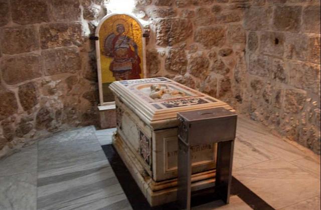 ταφος αγιου γεωργιου