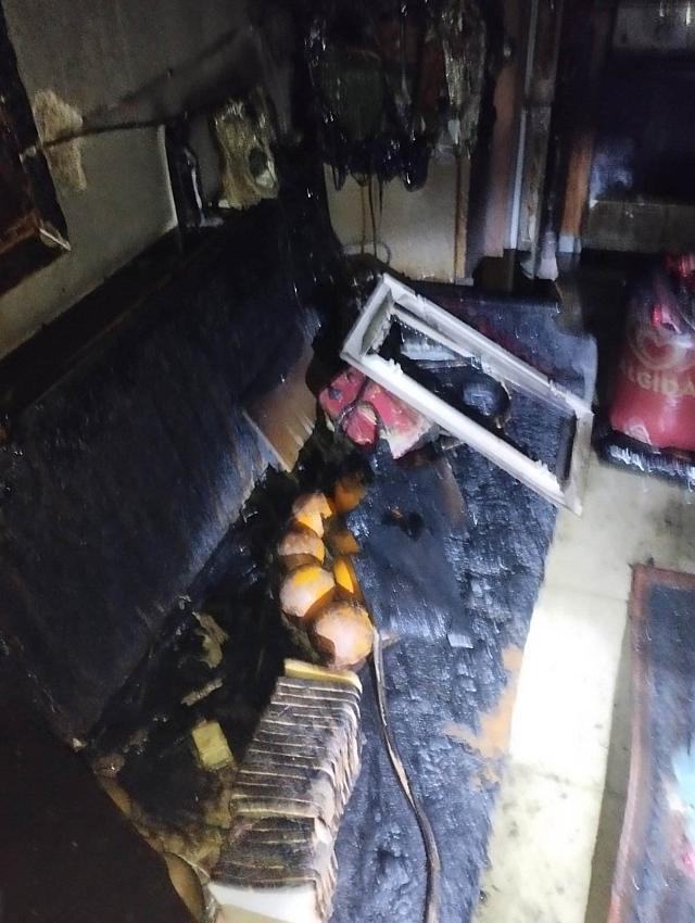 φωτιά μεζονέτα δαφνές