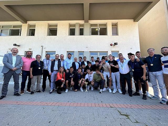 αυγενακης γελ γαζιου