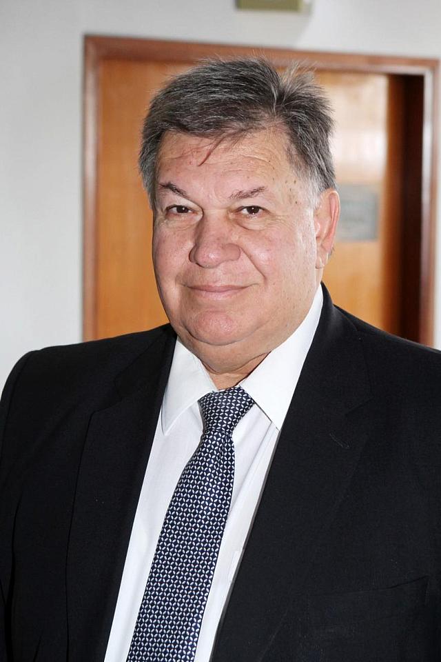 μανώλης τσακαλάκης