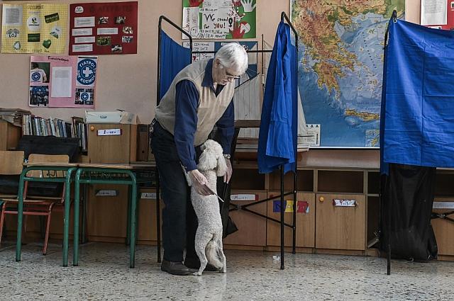 ΣΚΥΛΙ ΨΗΦΟΦΟΡΟΣ