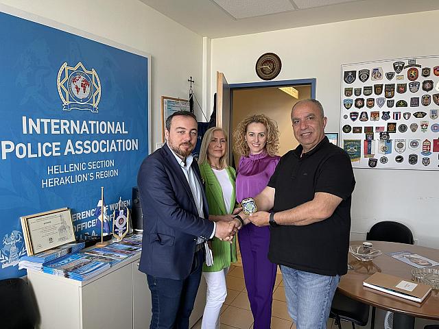 παρασυρης αστυνομικο μέγαρο