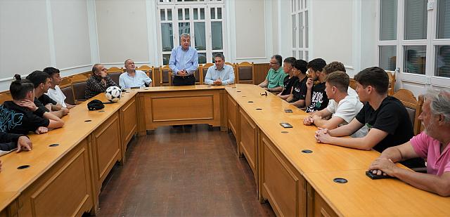 βραβευση περιφερειαρχη ΓΕΛ Γαζίου