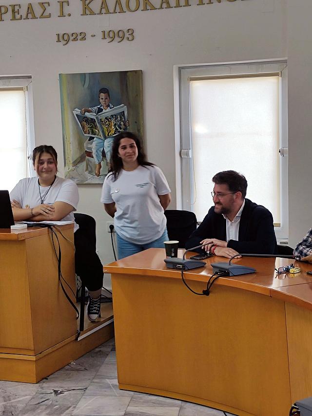 μαθητες γυμνασιου γαζιου