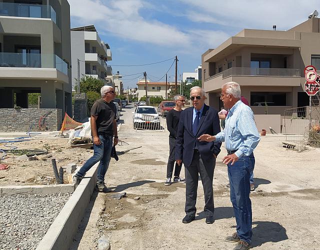 Επισκεψη λαμπρινου