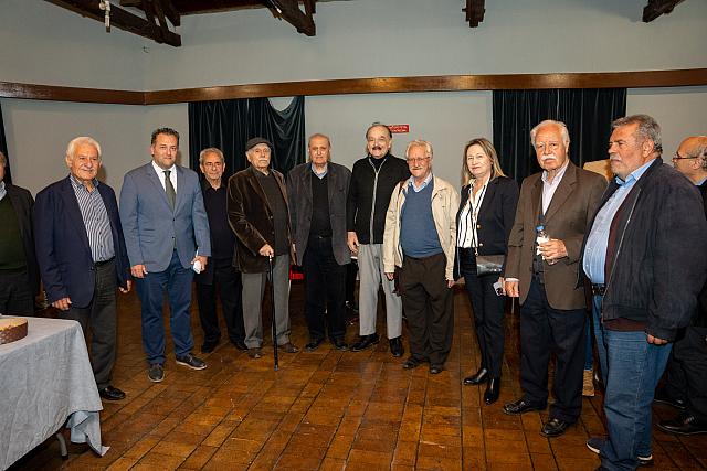 ΣΤΡΑΤΑΚΗΣ ΘΕΑΤΡΙΚΟΣ ΣΤΑΘΜΟΣ