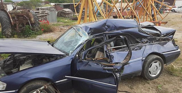 Νεκρός ο οδηγός, τραυματίστηκε η σύζυγός του