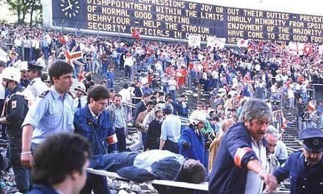 Σαν σήμερα το 1985, η τραγωδία στο Χέιζελ με 39 νεκρούς φιλάθλους