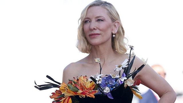 Η Κέιτ Μπλάνσετ