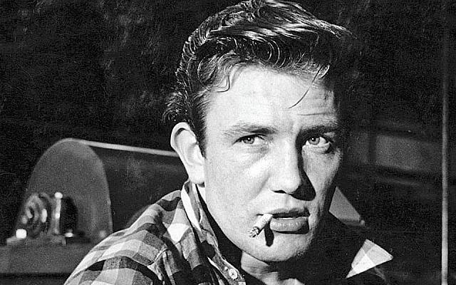 Ο Άλμπερτ Φίνεϊ