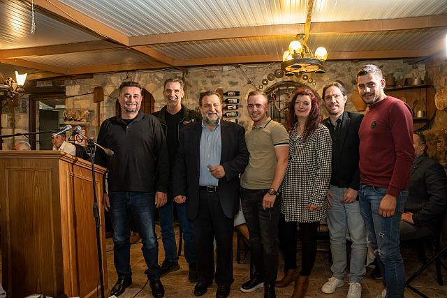 βασίλης κεγκέρογλου