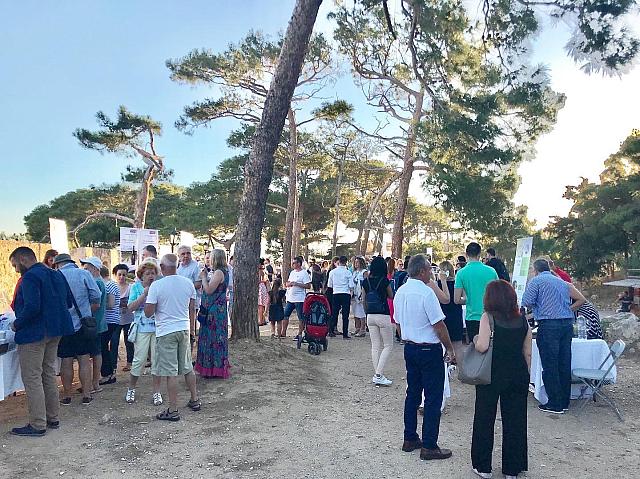 εκθεση κρητικου κρασιου